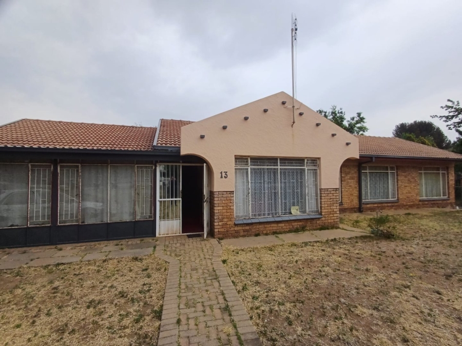 3 Bedroom Property for Sale in Flimieda North West